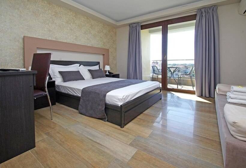 فندق Principal New Leisure