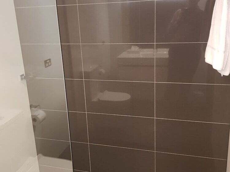 هتل Quality Inn O'Connell