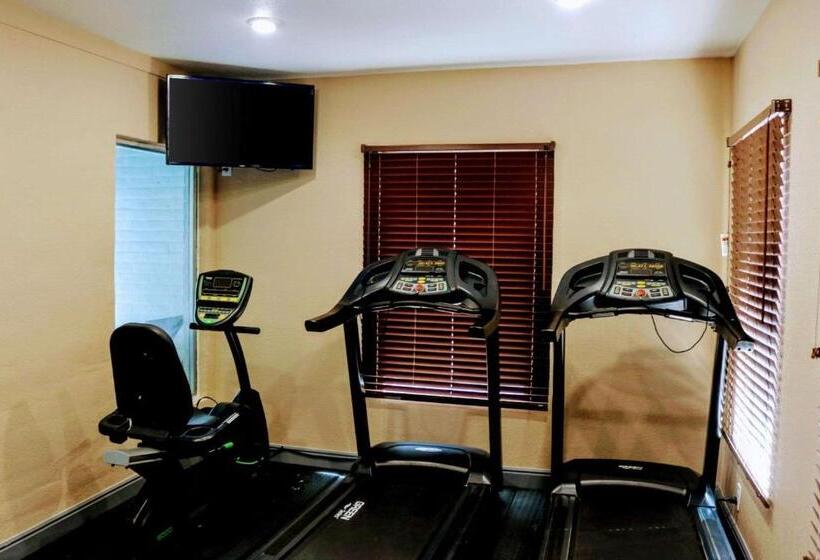 Отель Quality Inn