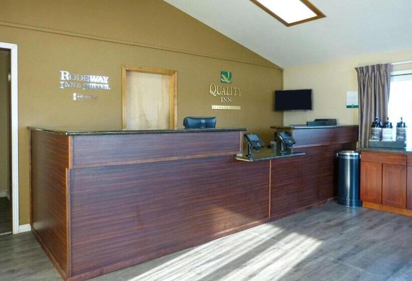 Отель Quality Inn