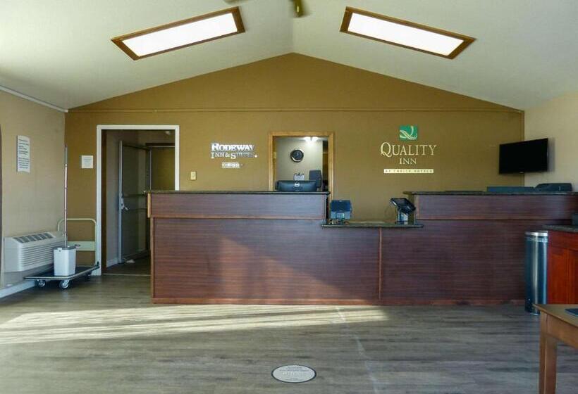 Отель Quality Inn