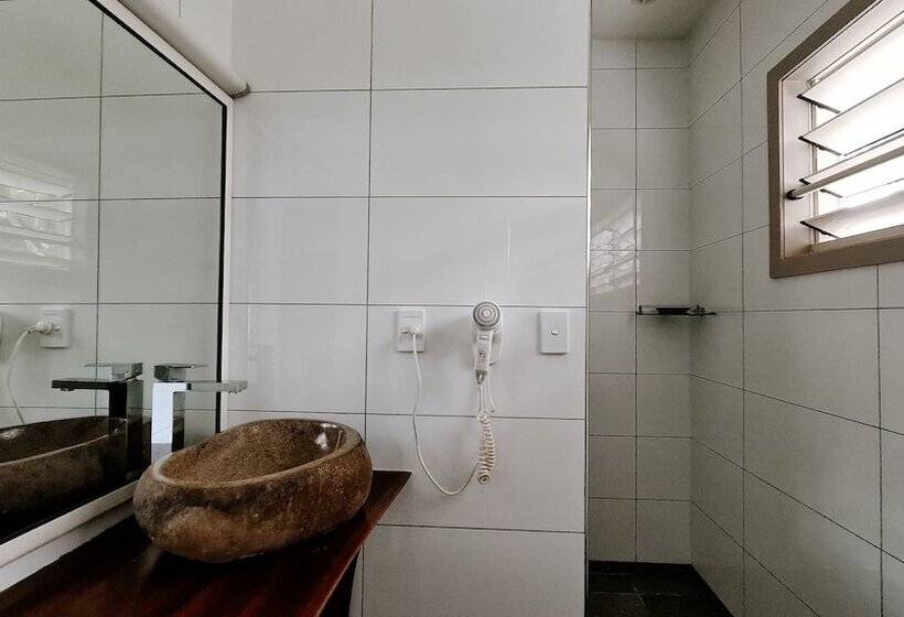 هتل Saletoga Sands Resorts