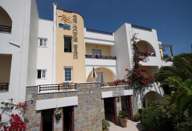 בית מלון כפרי Sarikampos Beach