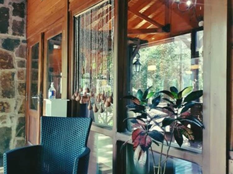 בית מלון כפרי Selva De Laurel