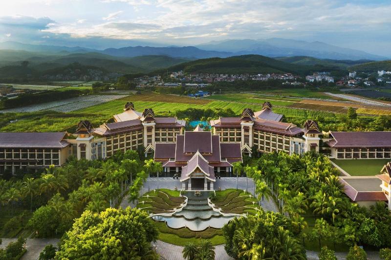 Отель Sheraton Grand Xishuangbanna
