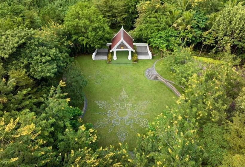 Отель Sheraton Grand Xishuangbanna