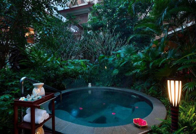 Отель Sheraton Grand Xishuangbanna