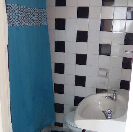 Szálloda Shonlan Inn And Apartments