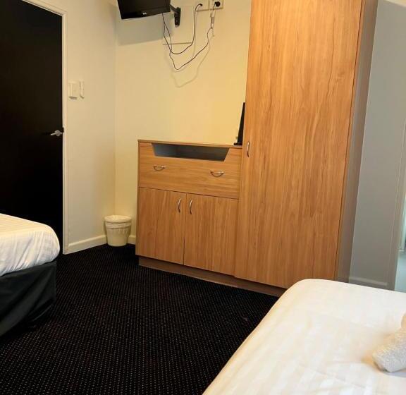 酒店 Star Bar Cafe &