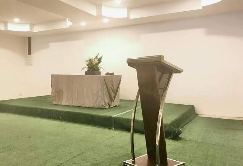 בית מלון כפרי Talay Sai @ Thung Wua Laen