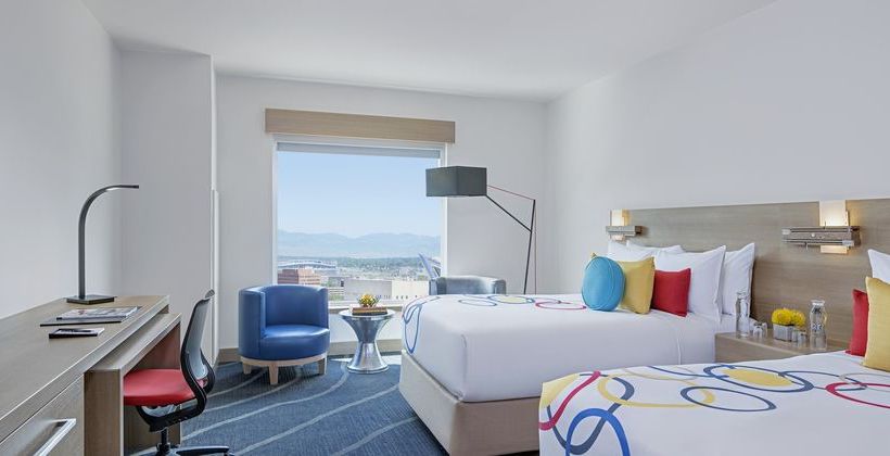 The Art Hotel Denver, Curio Collection By Hilton