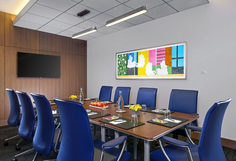 The Art Hotel Denver, Curio Collection By Hilton