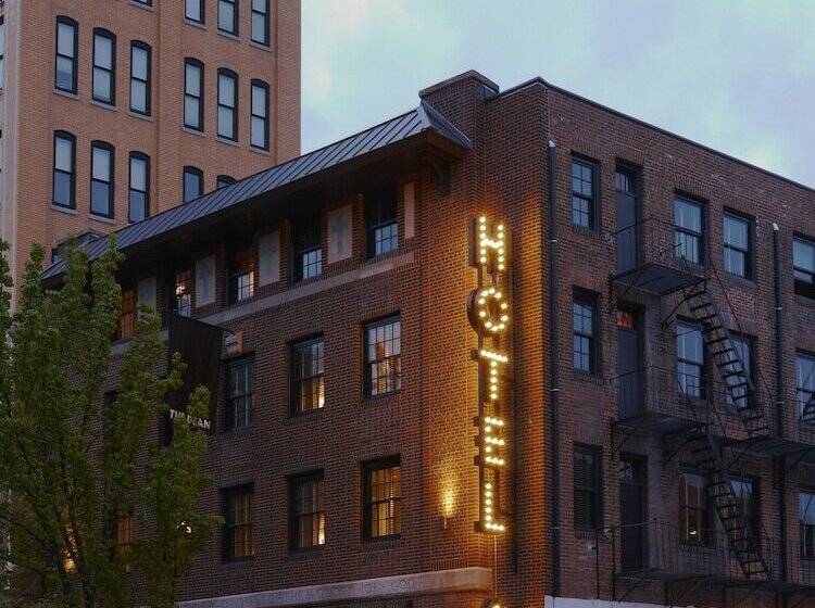 The Dean Hotel, An Ash