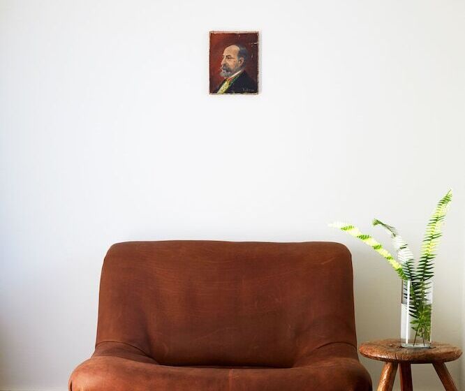 The Dean Hotel, An Ash