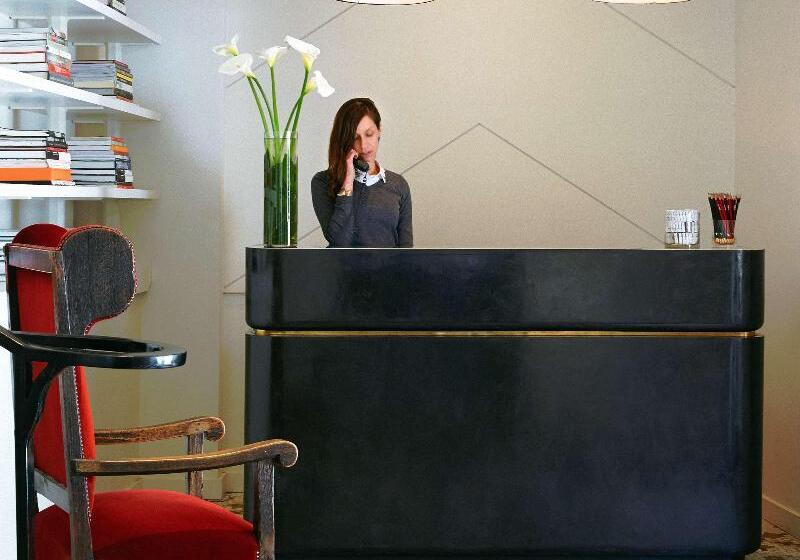 The Dean Hotel, An Ash