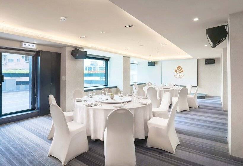 The Gaia Hotel   Taipei