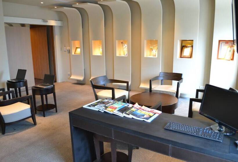 The Gaia Hotel   Taipei