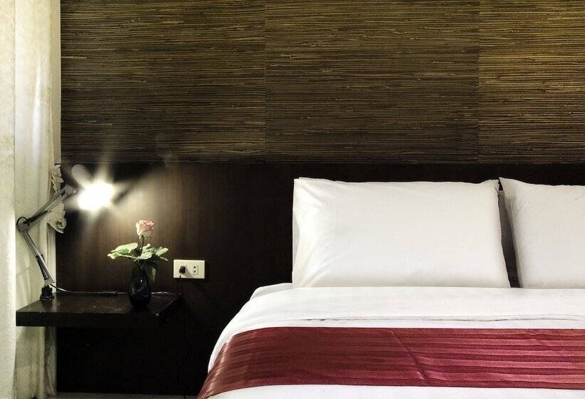 호텔 The Ratchathani