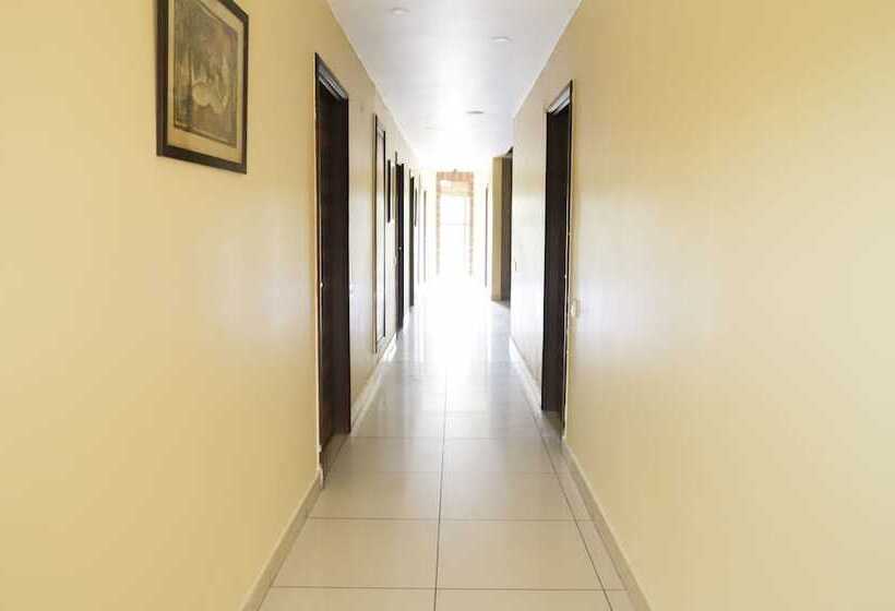 Отель Treebo Trend Grand Horizon