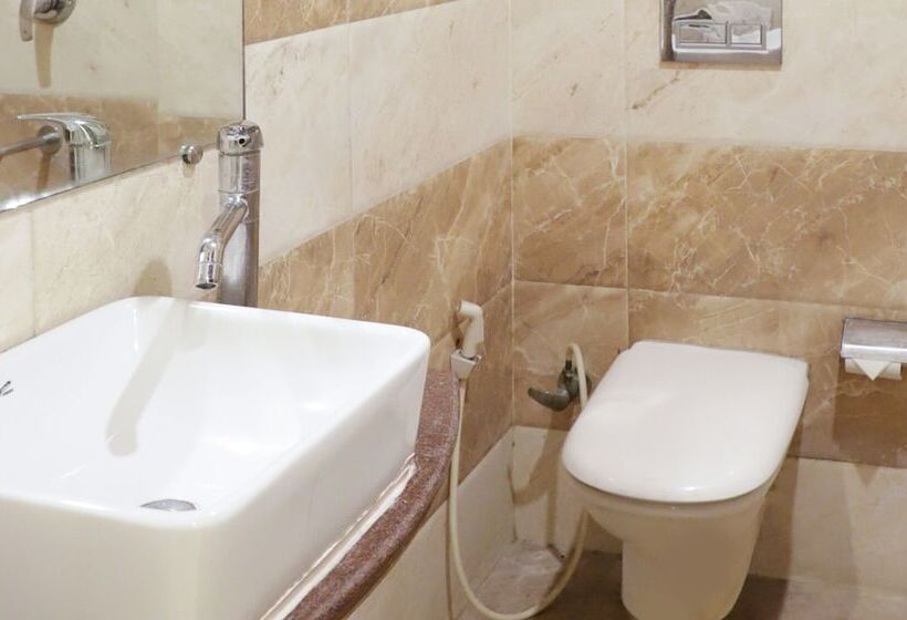 Отель Treebo Trend Grand Horizon