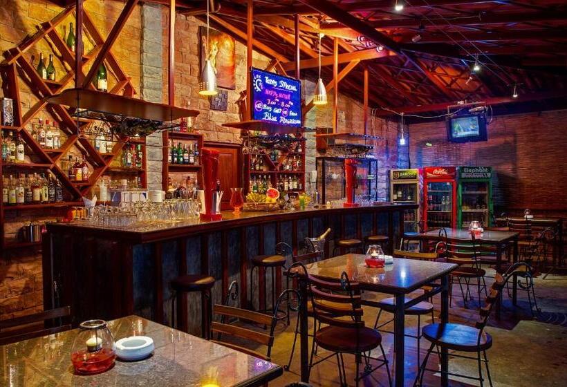 בית מלון כפרי Wet Water Resort