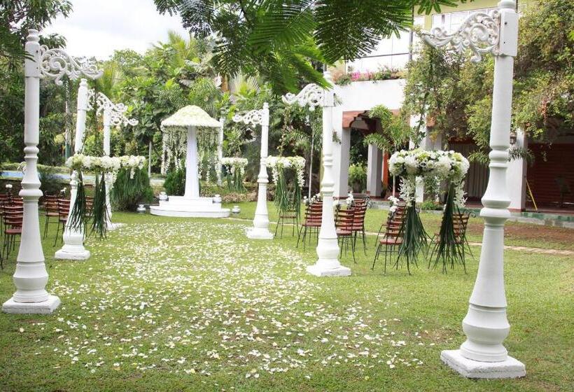 בית מלון כפרי Wet Water Resort