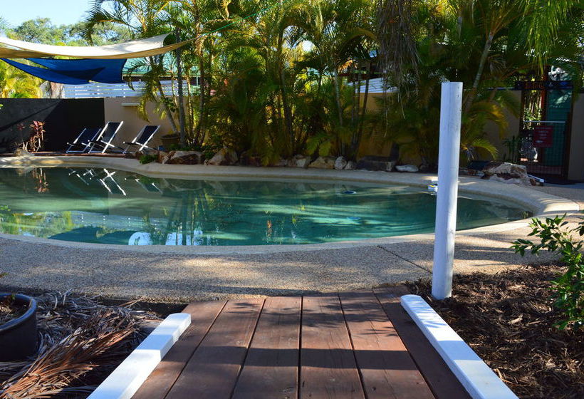 The Lovely Cottages Country Retreat