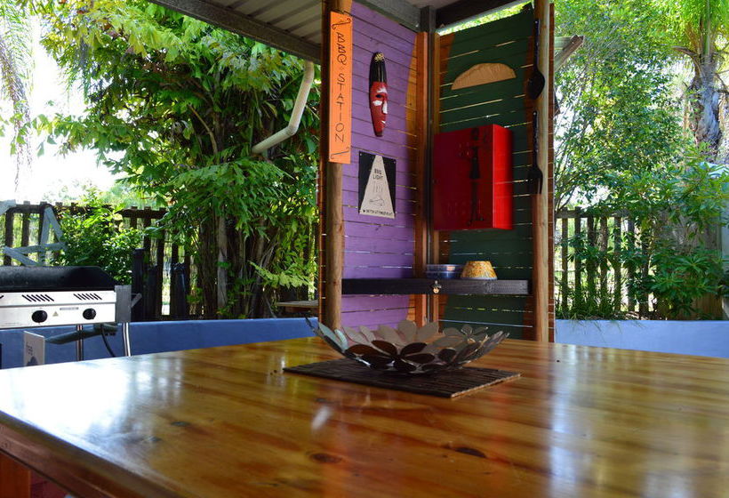 The Lovely Cottages Country Retreat