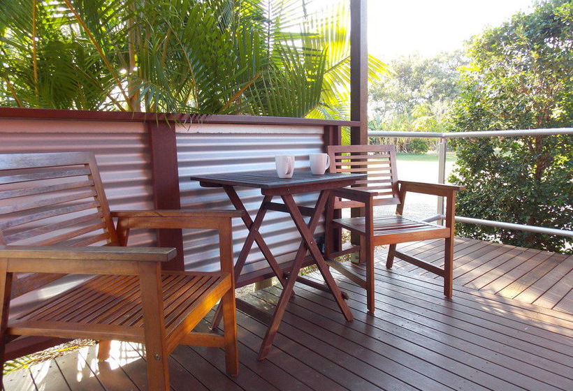 The Lovely Cottages Country Retreat