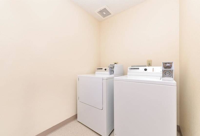 모텔 Americas Best Value Inn & Suites Spring Valley