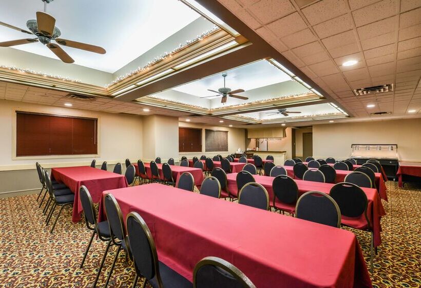 فندق على الطريق Canadas Best Value Inn Whitecourt