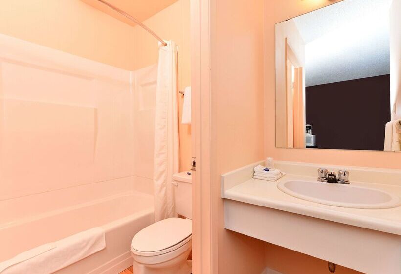 فندق على الطريق Canadas Best Value Inn Whitecourt