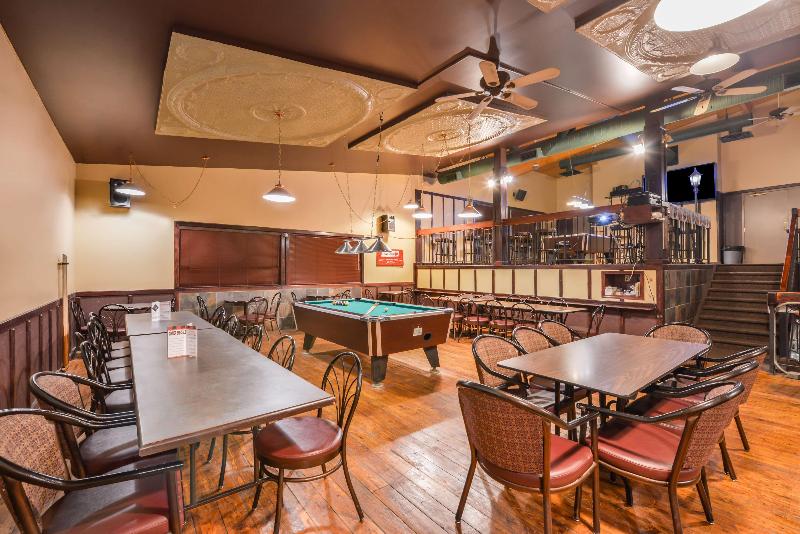 فندق على الطريق Canadas Best Value Inn Whitecourt