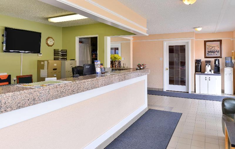 فندق على الطريق Canadas Best Value Inn Whitecourt