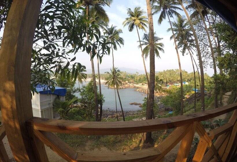 Neptune Point Hill Cottages