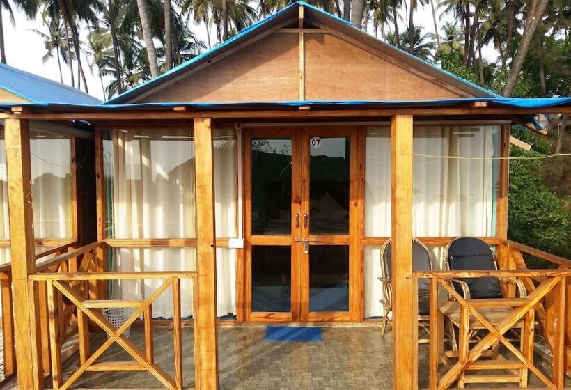 Neptune Point Hill Cottages