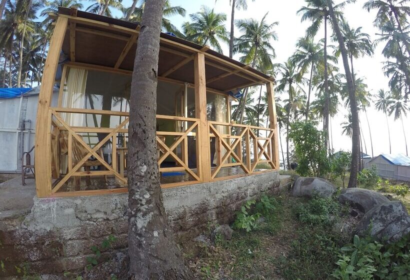 Neptune Point Hill Cottages