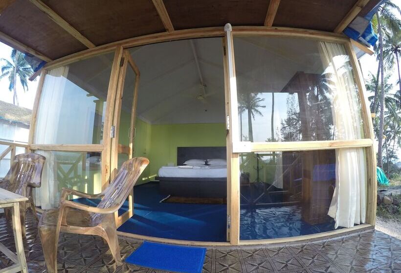 Neptune Point Hill Cottages