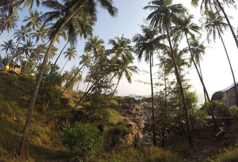 Neptune Point Hill Cottages