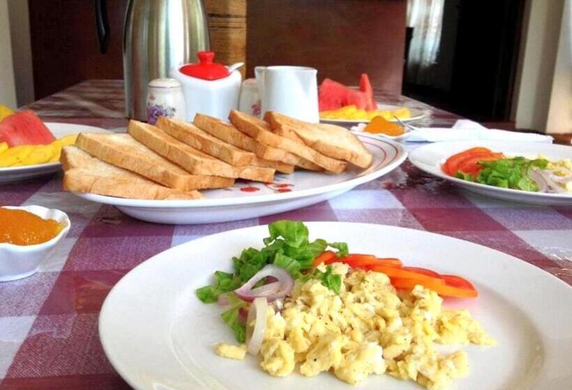 膳宿费 Avon Hikkaduwa Guest House