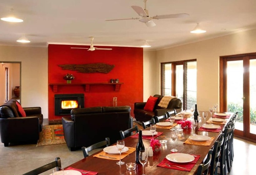 פנסיון Burncroft Guest House