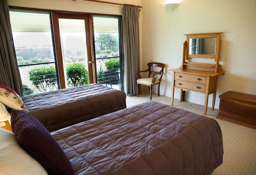 פנסיון Burncroft Guest House