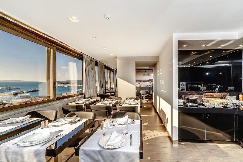 펜션 The View Luxury Rooms