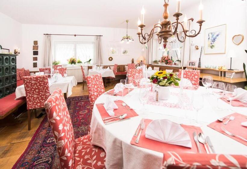 Pension Pinzgauer Hof