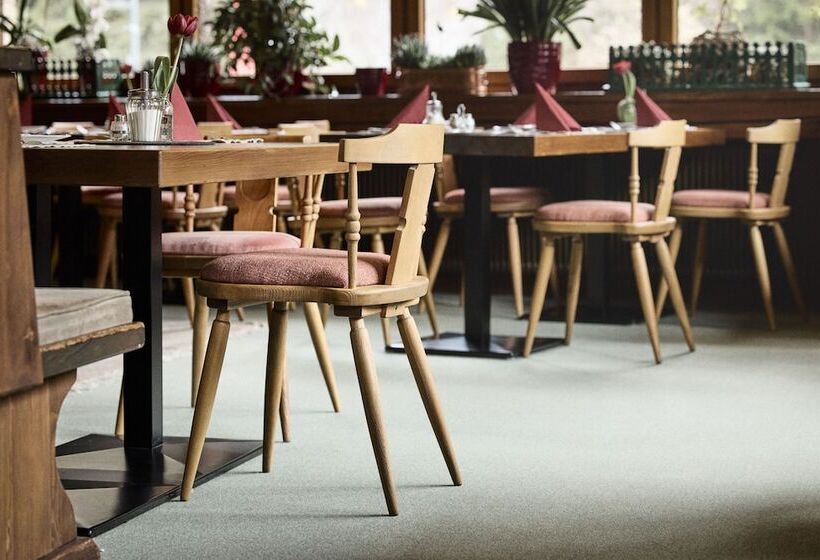 Quality Hosts Arlberg Hotel Garni Mössmer