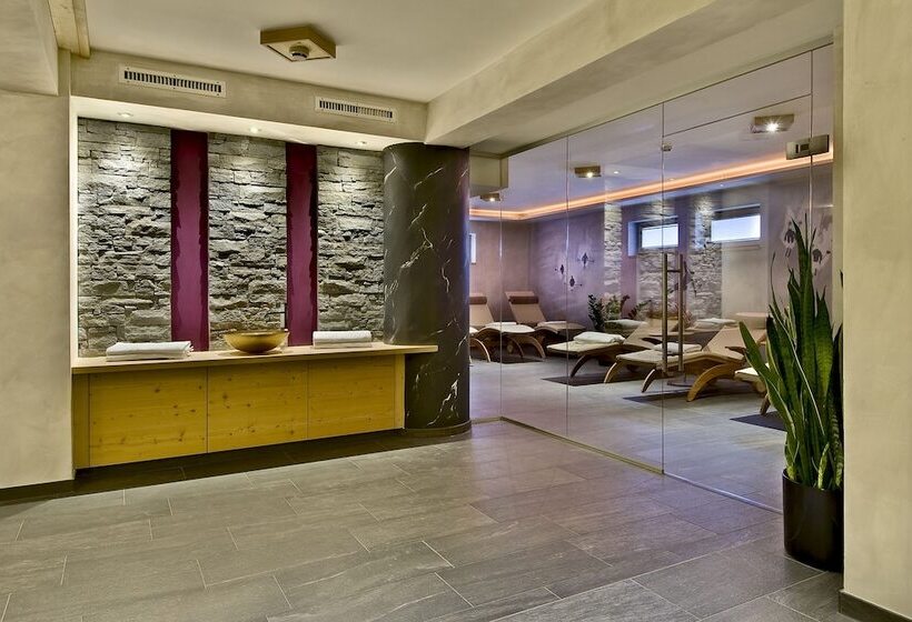 Quality Hosts Arlberg Hotel Garni Mössmer