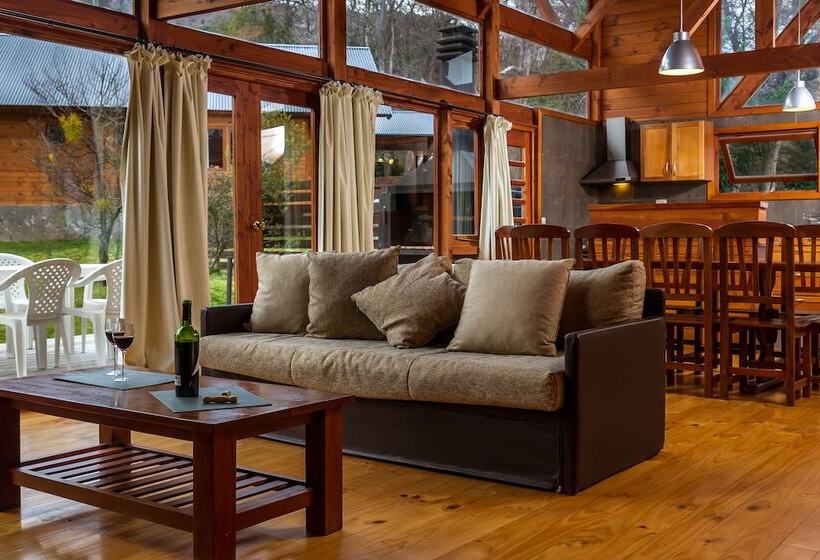 渡假胜地  Arbolar, Casas De Montaña  Piscina Climatizada