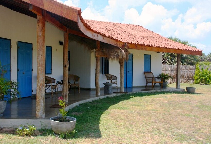 リゾートホテル Palagama Beach