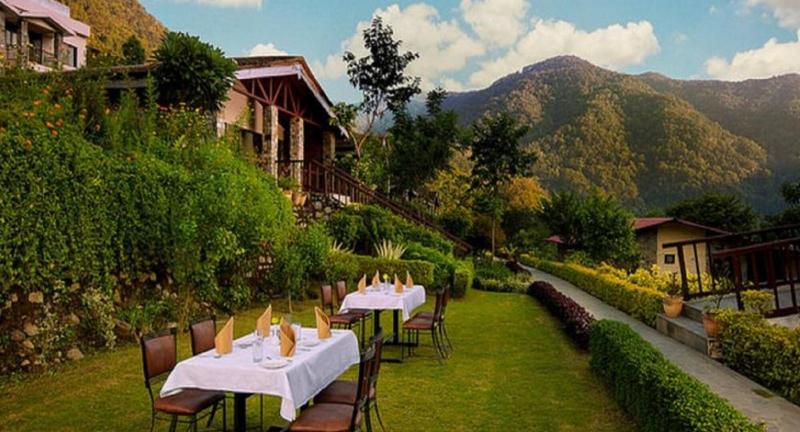 منتجع Sterling Corbett