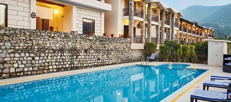 منتجع Sterling Corbett